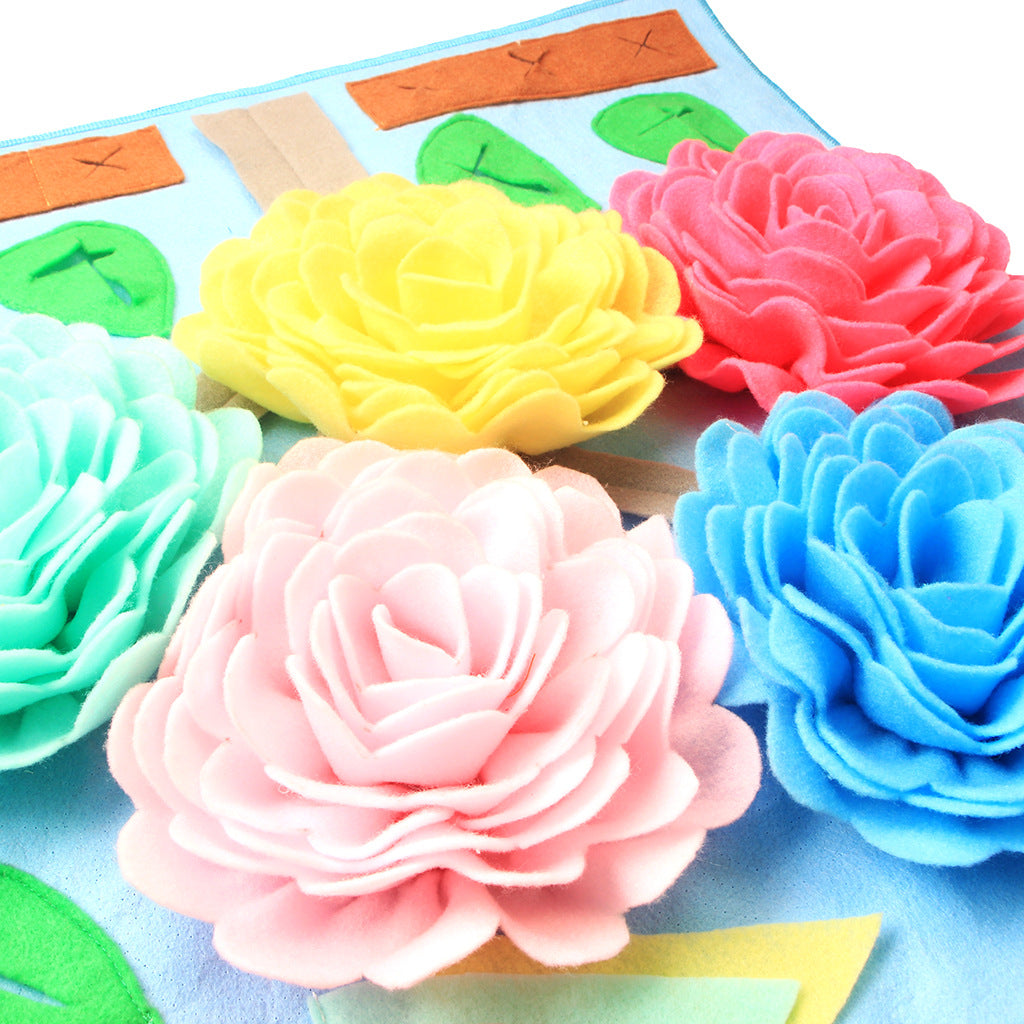 Flower snuffle mat for interactive pet sniffing