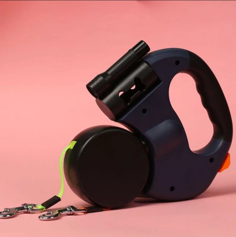 Retractable dog leash with flashlight and integrated handle design