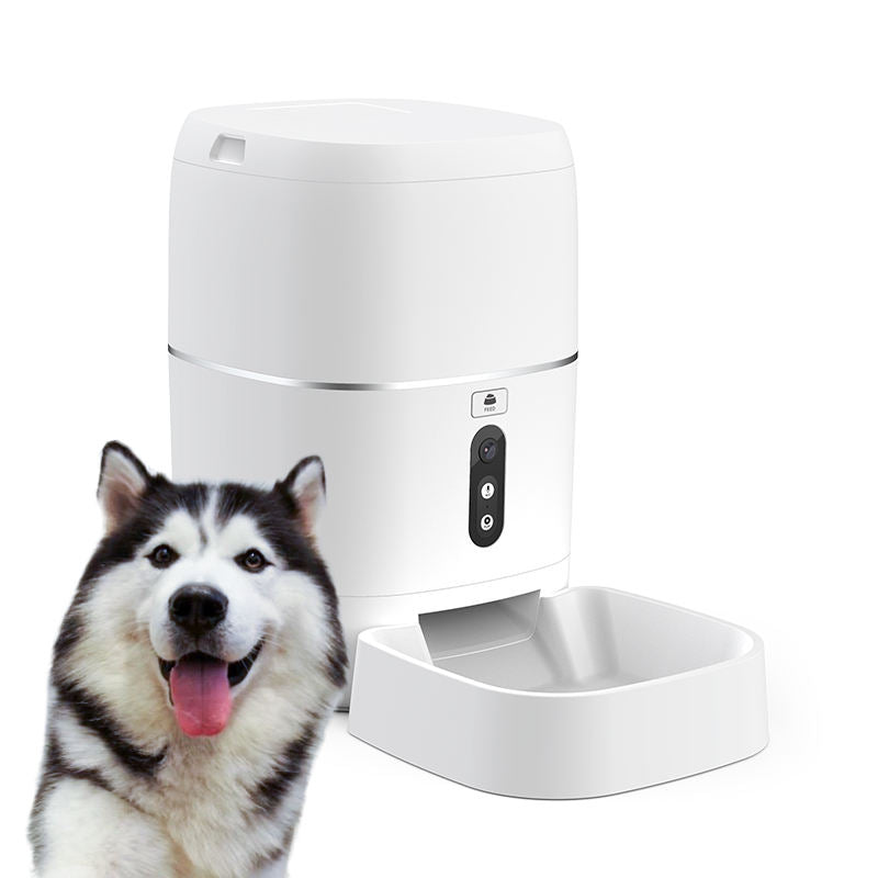Automatic pet feeder with food and water compartments for pets