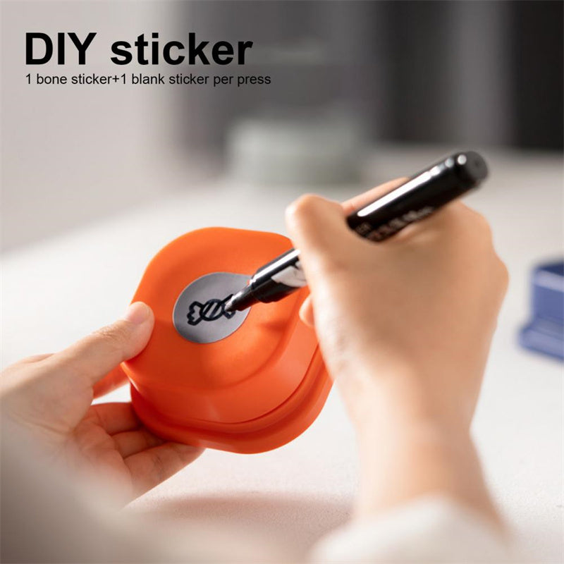 Pet communication button in one of four available colours