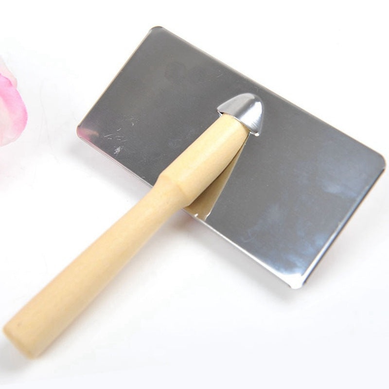 Dog grooming comb with needle-style teeth for pet coat care