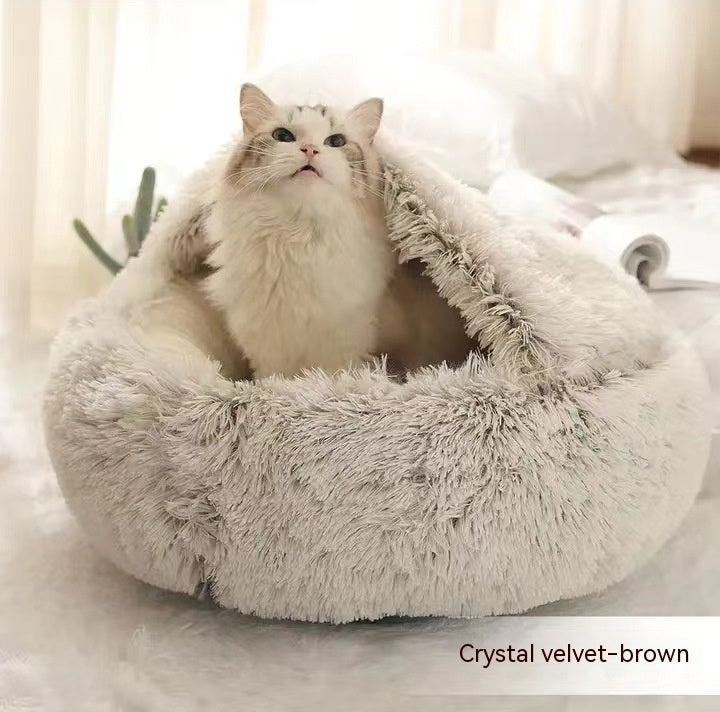 Cozy pet bed with an enclosed cocoon-style design