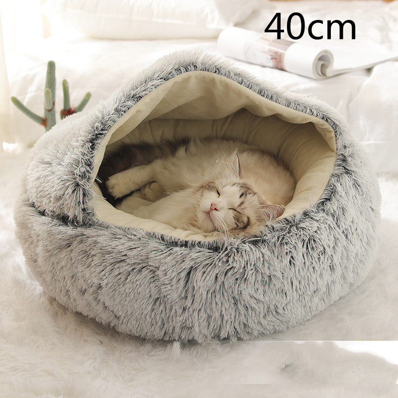 Cozy pet bed with an enclosed cocoon-style design